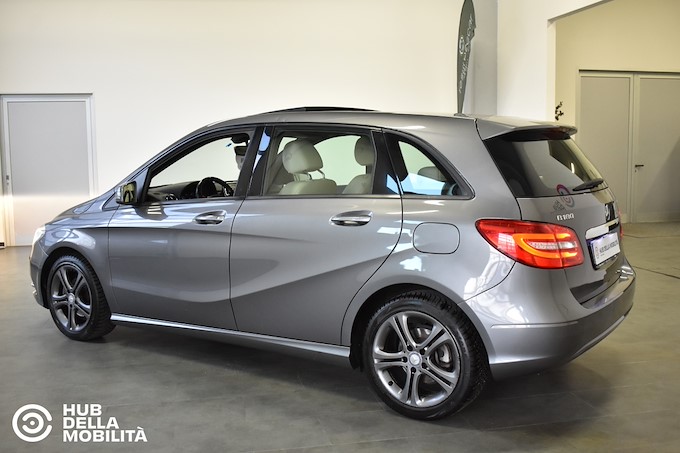 MERCEDES-BENZ B 180 CDI Executive